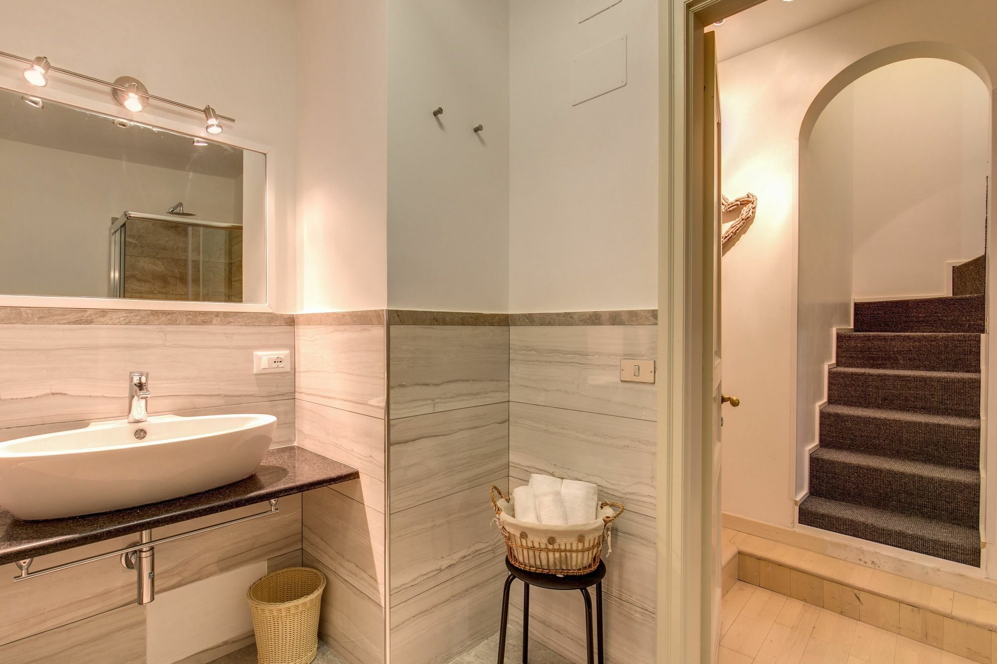 Trevi Miracle Suite Рим Экстерьер фото