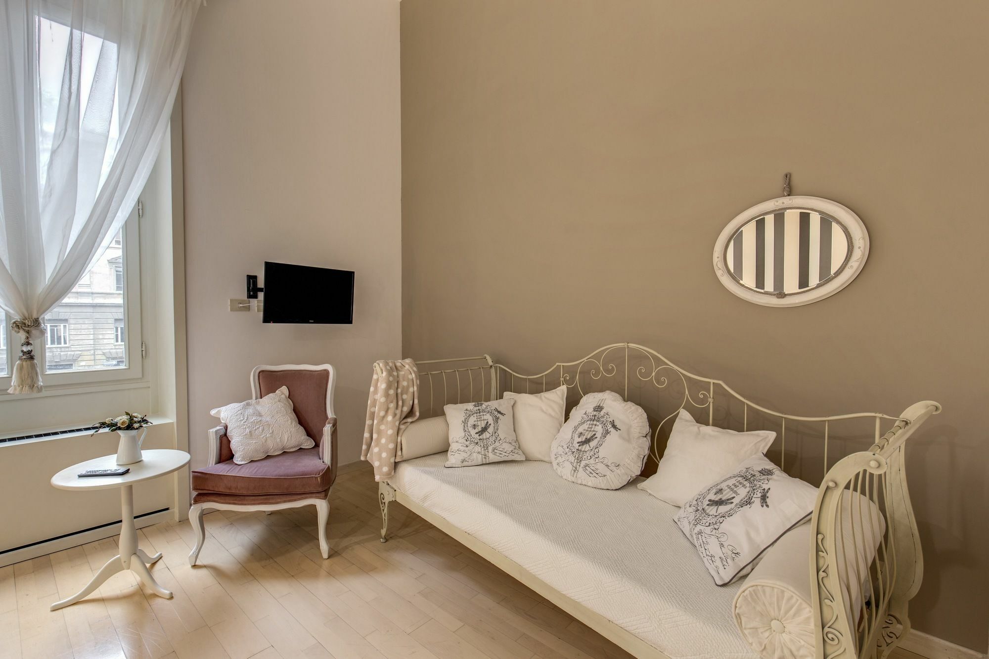 Trevi Miracle Suite Рим Экстерьер фото