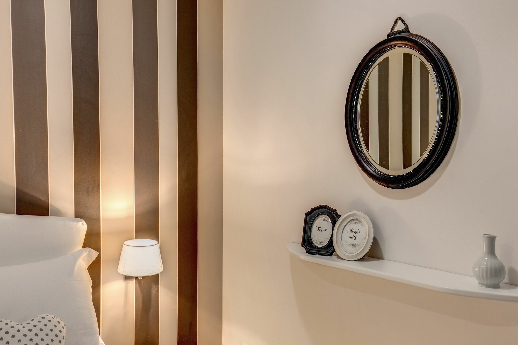 Trevi Miracle Suite Рим Экстерьер фото